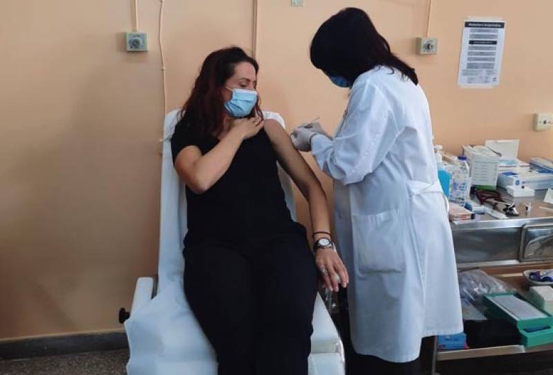 Λακωνία: Ξεκίνησε ο εμβολιασμός στο Νοσοκομείο Σπάρτης (φωτογραφίες)