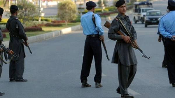 Πακιστάν: 40 νεκροί από έκρηξη σε πολιτική συγκέντρωση