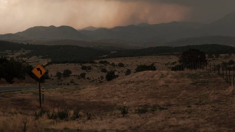 Πύρινη λαίλαπα καίει το Νέο Μεξικό: Δύο νεκροί, καταστράφηκαν 500 σπίτια