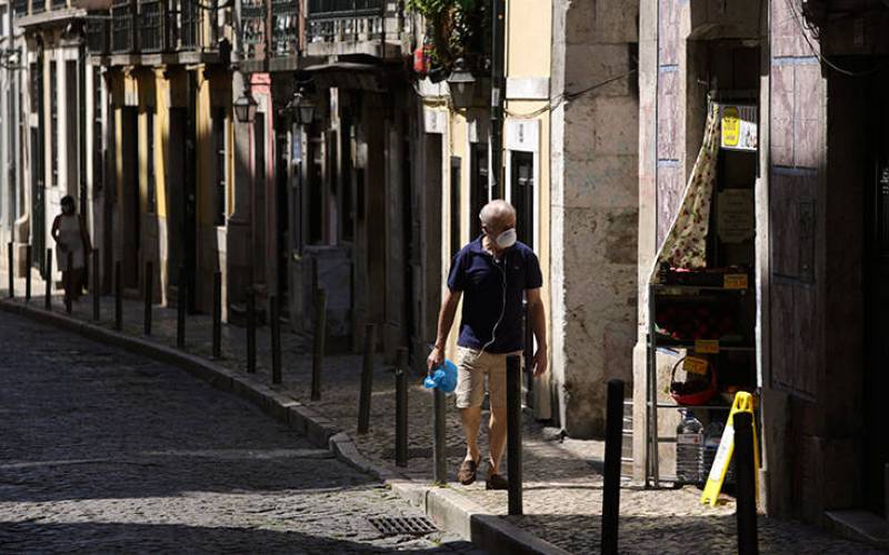 Σκληραίνει τα μέτρα κατά του κορονοϊού η πορτογαλική κυβέρνηση