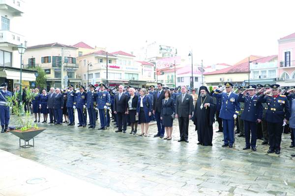 Εορτάστηκε η ημέρα των Ενόπλων Δυνάμεων (βίντεο - φωτογραφίες)