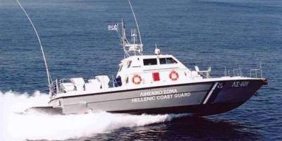 Έρευνα για ιστιοφόρο με 45 μετανάστες ανοιχτά της Πύλου