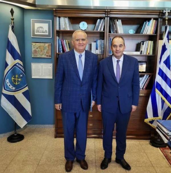 Λαμπρόπουλος σε Πλακιωτάκη για Ναυτική Ακαδημία και σύνδεση με Κρήτη