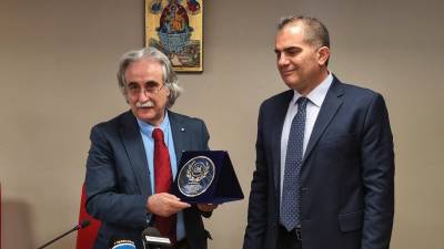 Η Καλαμάτα τίμησε το &quot;άξιο τέκνο της&quot; καθηγητή - ερευνητή Κώστα Γουλιάμο (βίντεο-φωτογραφίες)