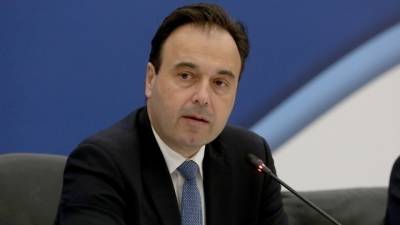 Παπαστεργίου:"Από 1η Ιανουαρίου το όριο των 15 ετών στα social media"