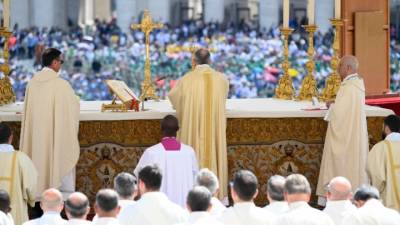 Βατικανό: 133 καρδινάλιοι θα εκλέξουν τον νέο Πάπα