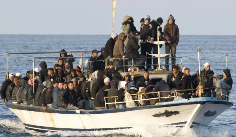 Ιταλία: Περισσότεροι από 2.000 μετανάστες το προηγούμενο 24ωρο στη Λαμπεντούζα