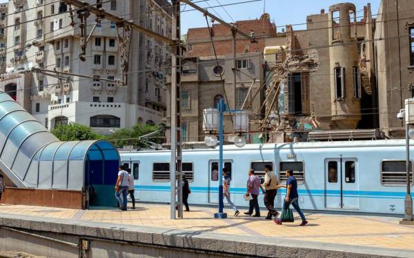 Νεκροί και τραυματίες από πυρκαγιά σε σιδηροδρομικό σταθμό στο Κάιρο