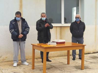 Εκοψαν πίτα στη ΔΕΥΑ Πύλου