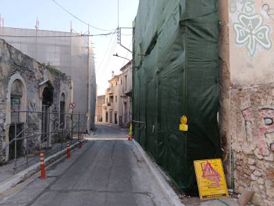 Καλαμάτα: Εργασίες διάσωσης και στερέωσης σε διατηρητέο στην Αριστοδήμου