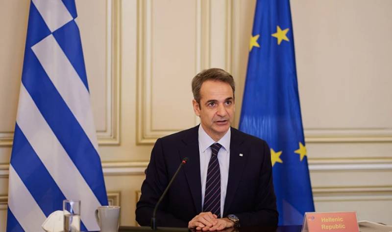 Μητσοτάκης για την Ημέρα των Ενόπλων Δυνάμεων: Ακούραστοι φρουροί της εθνικής ασφάλειας