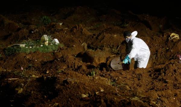 Κορονοϊός: Συνεχίζει να μετράει νεκρούς η Βραζιλία - Πάνω από 2.000 άνθρωποι προστέθηκαν στη «μαύρη λίστα»