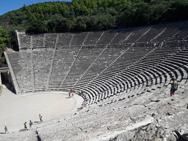 Αυλαία σηκώνει σήμερα το Φεστιβάλ Αθηνών και Επιδαύρου