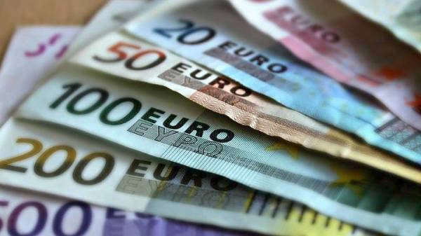 Στα 98,231 δισ. ευρώ οι ληξιπρόθεσμες οφειλές προς το Δημόσιο