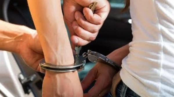 Συνελήφθη ζευγάρι για κλεμμένο μηχανάκι στην Καλαμάτα