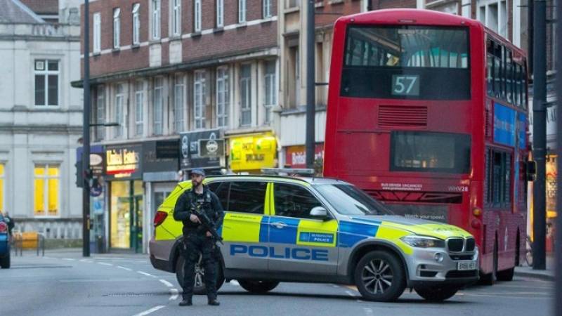Βρετανία: Δεν απειλείται πλέον η ζωή κανενός από τα θύματα της επίθεσης με μαχαίρι στο Στρίθαμ
