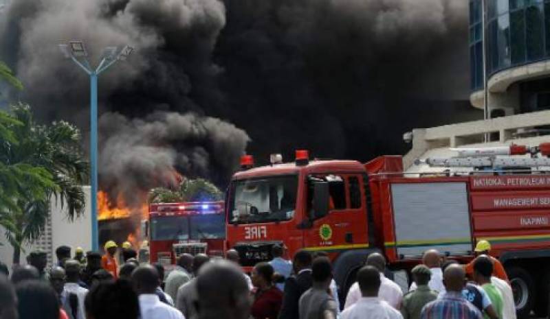Νιγηρία: Τουλάχιστον 35 νεκροί από έκρηξη σε βυτιοφόρο που μετέφερε φυσικό αέριο