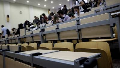 Τι σπουδάζουν στην Ευρώπη – Το χάσμα των φύλων μεταξύ αποφοίτων τριτοβάθμιας εκπαίδευσης
