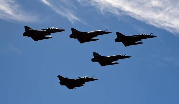 Συνεχίζει τις προκλήσεις η Τουρκία: F-16 πέταξαν πάνω από Οινούσσες, Λειψούς και Φαρμακονήσι