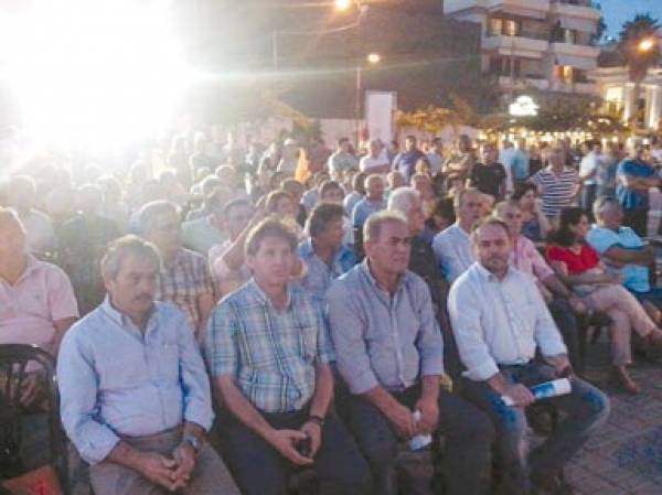 Συγκέντρωση κατά της πώλησης της "μικρής ΔΕΗ" χθες βράδυ στην Καλαμάτα