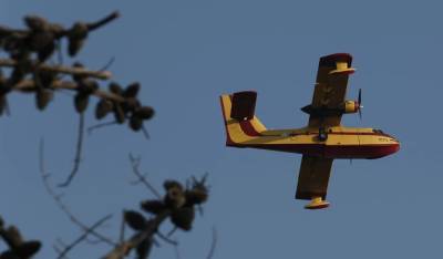 Κομισιόν: Περισσότεροι από 350 πυροσβέστες, 50 οχήματα και 12 αεροσκάφη στις πυρκαγιές στην Ελλάδα