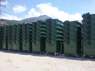 Οδύσσεια χωρίς τέλος με τους πλαστικούς κάδους στο Δήμο Τριφυλίας