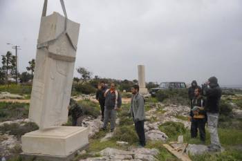 Γλυπτό του Κων. Δούση σε πάρκο στη Αγία Νάπα