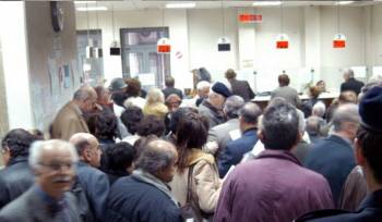 Σύνταξη 280 ευρώ για τους κάτω των 67 και καμία αλλαγή στα εργασιακά ζητούν οι δανειστές