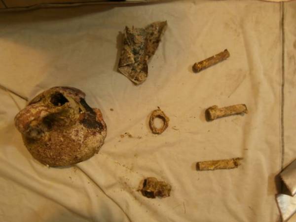 Συνελήφθησαν έξι δύτες στην Ανατολική Μάνη με αρχαία αντικείμενα	(φωτογραφίες)