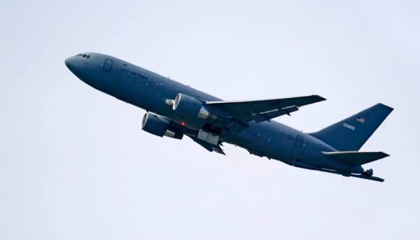 Boeing: Παρέδωσε το πρώτο αεροσκάφος εναέριου ανεφοδιασμού KC-46A στην Ιαπωνία