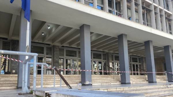 Να επανέλθει η αστυνομική φύλαξη των δικαστών, ζήτησε η πρόεδρος της ΕνΔΕ Μαργαρίτα Στενιώτη
