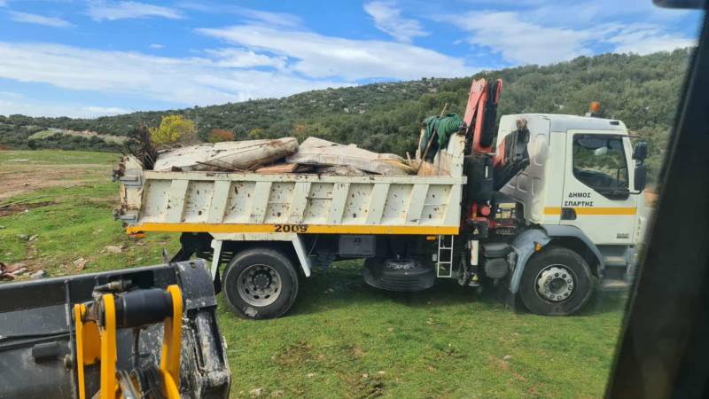 Δήμος Σπάρτης: Νέα επιχείρηση «σκούπα» για ογκώδη σε Καρυές και Καλλονή