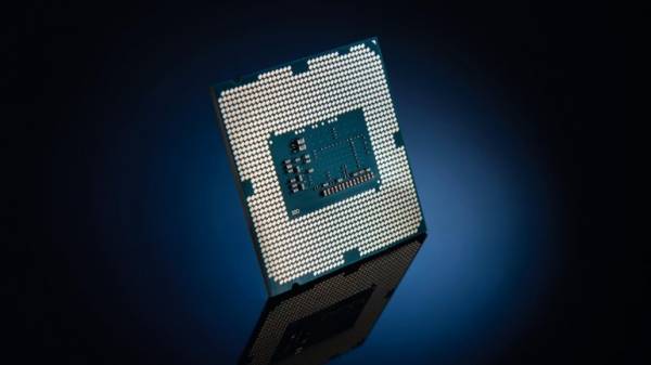 Intel: Οι πρώτοι επεξεργαστές Core 9ης γενιάς ίσως κυκλοφορήσουν τον Οκτώβριο