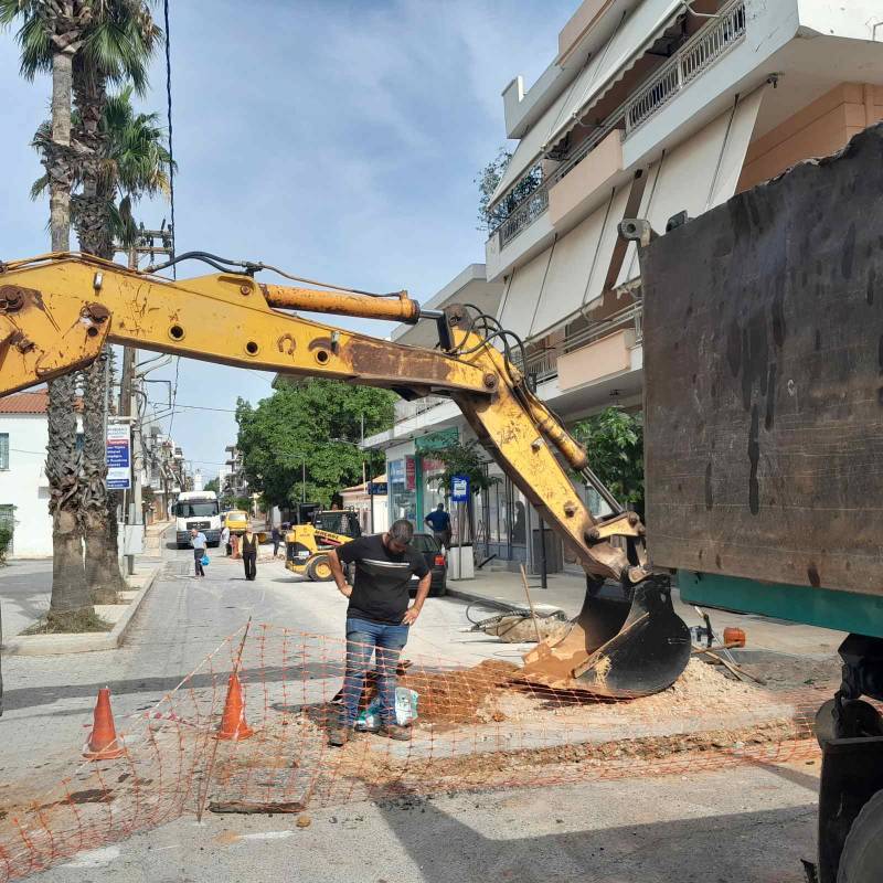 Ξεκίνησαν οι εργασίες ανάπλασης στην  Εθνάρχου Μακαρίου στη Μεσσήνη