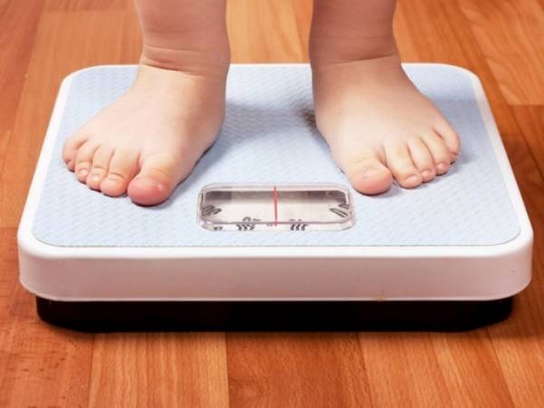 Ακανόνιστος ύπνος και παράλειψη πρωινού αυξάνουν τον κίνδυνο παχυσαρκίας στα παιδιά