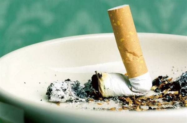 Το υπουργείο Υγείας «εκπαιδεύει» για την διακοπή του καπνίσματος