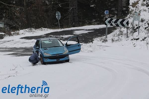 Χιονοπτώσεις: Η κατάσταση του οδικού δικτύου της Περιφέρειας Πελοποννήσου