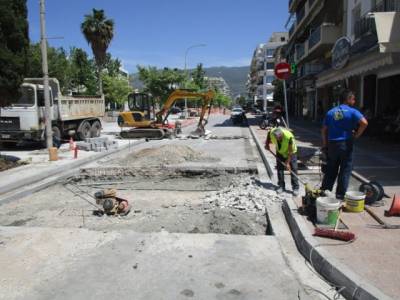 Καλαμάτα: Κλειστή από σήμερα η Αριστομένους (βίντεο)