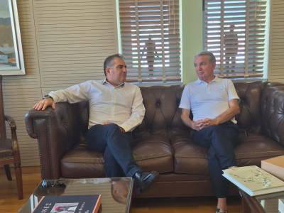 Επίσκεψη στον δήμαρχο Καλαμάτας από τον δήμαρχο Σέλβα Μαγιόρκας - Βήμα συνεργασίας με επίκεντρο την ελιά και τον πολιτισμό