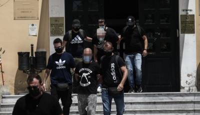 Ηλιούπολη: Θρασύτατες απειλές κατά της 19χρονης μία μέρα μετά την κατάθεσή της