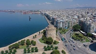 Έρευνα: Η ακρίβεια οδηγεί σε συγκατοίκηση στα μεγάλα αστικά κέντρα