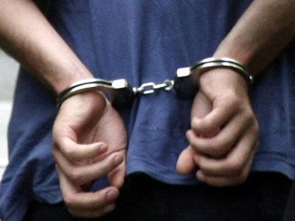 Συνελήφθη νεαρός Αλβανός στο Ναύπλιο για σύσταση εγκληματικής οργάνωσης και ναρκωτικά