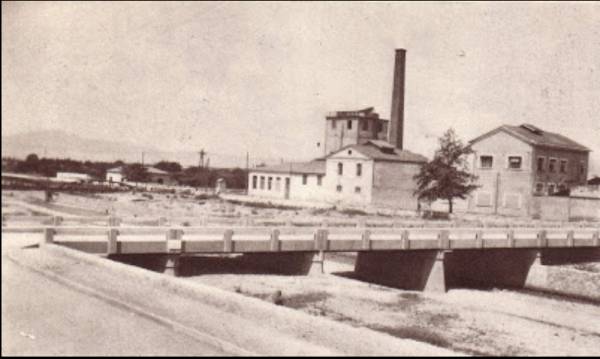 Το παλιό εργοστάσιο Λιναρδάκη