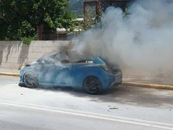 Καλαμάτα: Κάηκε αυτοκίνητο στην Παραλία (βίντεο)