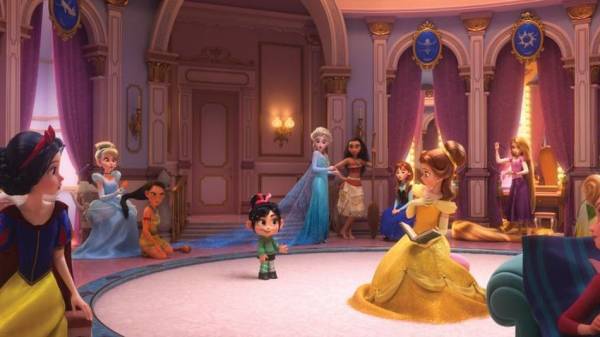 Μαζί σε ταινία για πρώτη φορά όλες οι πριγκίπισες της Disney (βίντεο)