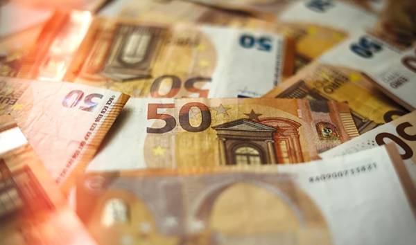Με πρωτογενές πλεόνασμα 3,5 δισ. ευρώ «έτρεξε» ο προϋπολογισμός το επτάμηνο