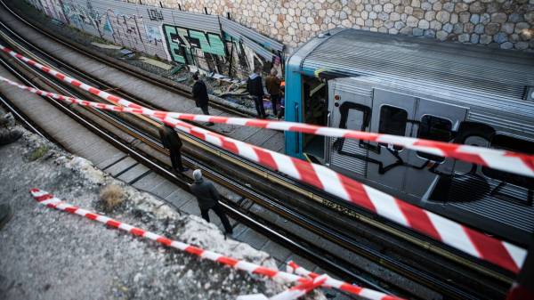 Εκτροχιασμός τρένου του ΗΣΑΠ στην Κηφισιά - 8 τραυματίες