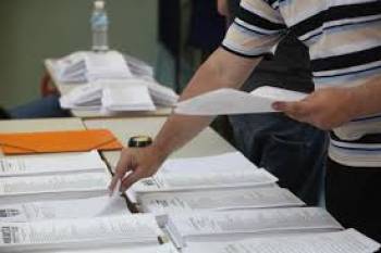 Η μόνιμη κυριαρχία  των νταραβερτζήδων  στα ψηφοδέλτια