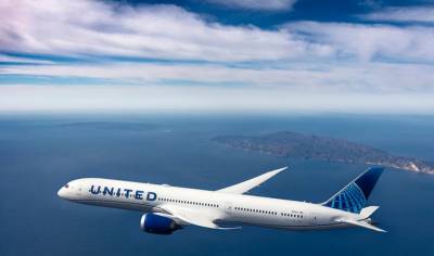 United Airlines: Οικονομικές απώλειες, αλλά με τετραπλασιασμό εσόδων στο β΄ τρίμηνο