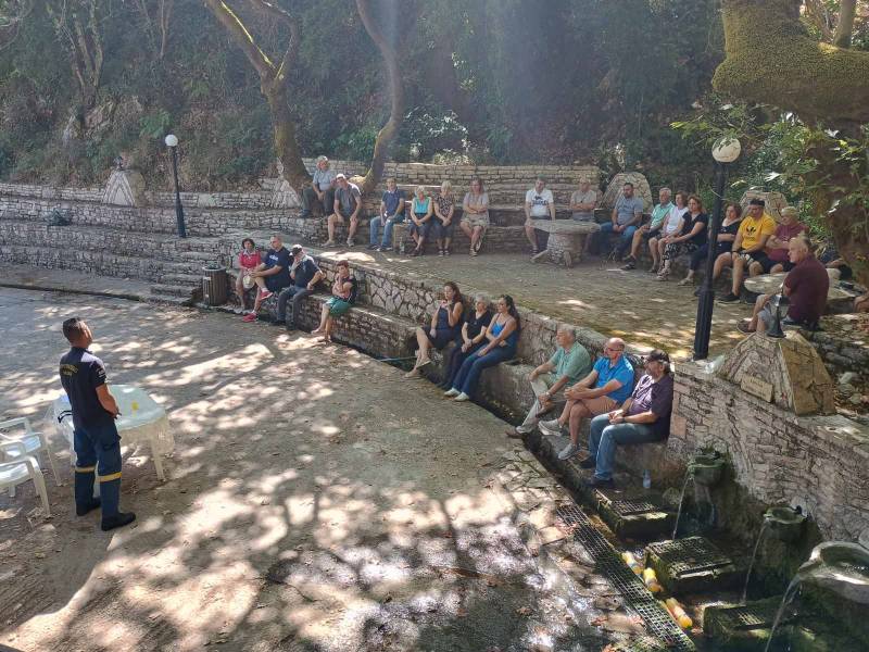 Μεσσηνία: Ενημέρωση για πρόληψη και αντιμετώπιση πυρκαγιών στο Ραπτόπουλο